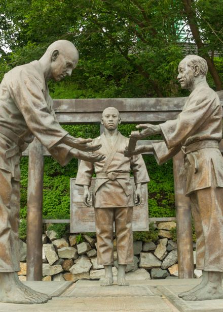 «По страницам истории»: обзорная по городу