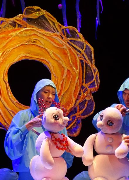 Солнышко и снежные человечки