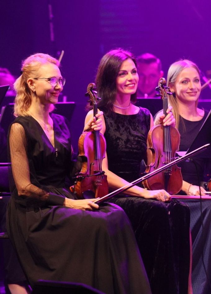 Концерт «Хит-машина 2025»